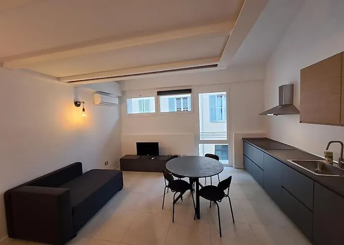 Fuoriporta Affitti Brevi - Le Petit Arc Appartement Parme